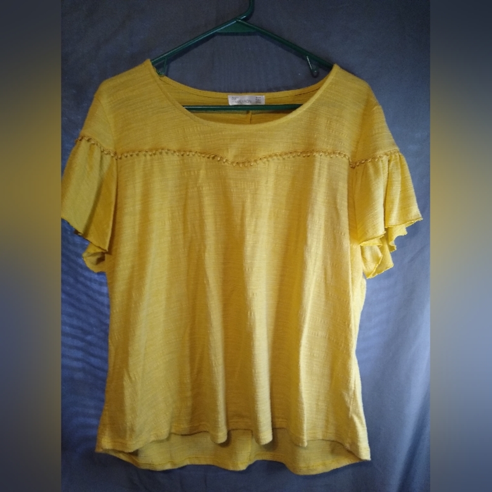 89th& Madison Yellow Women's Top